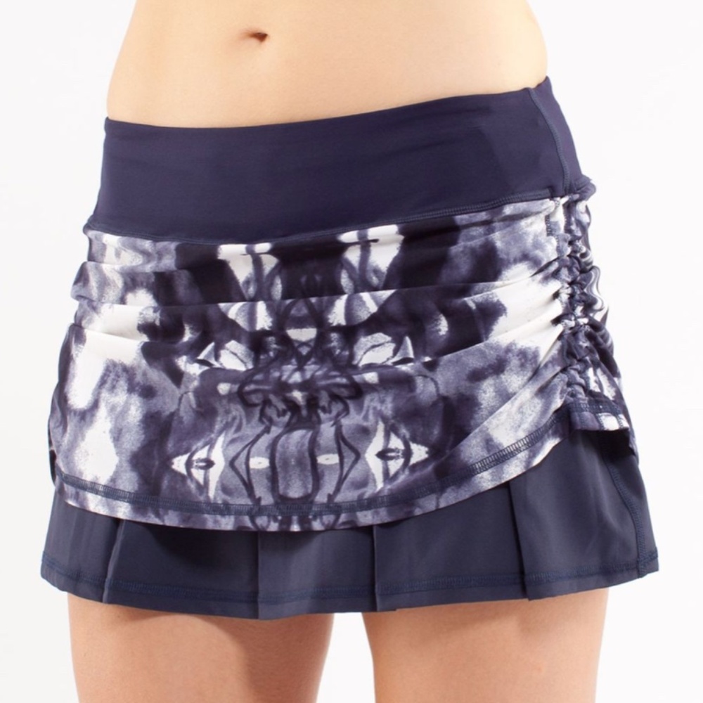 Lululemon Chase Me Skirt